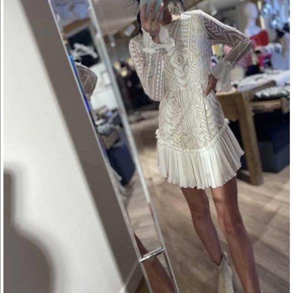 Boutique White Print Dress NWOT - Picture 3 of 4